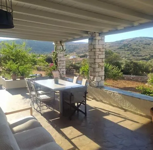 The House Of Manos And Helen Vila *